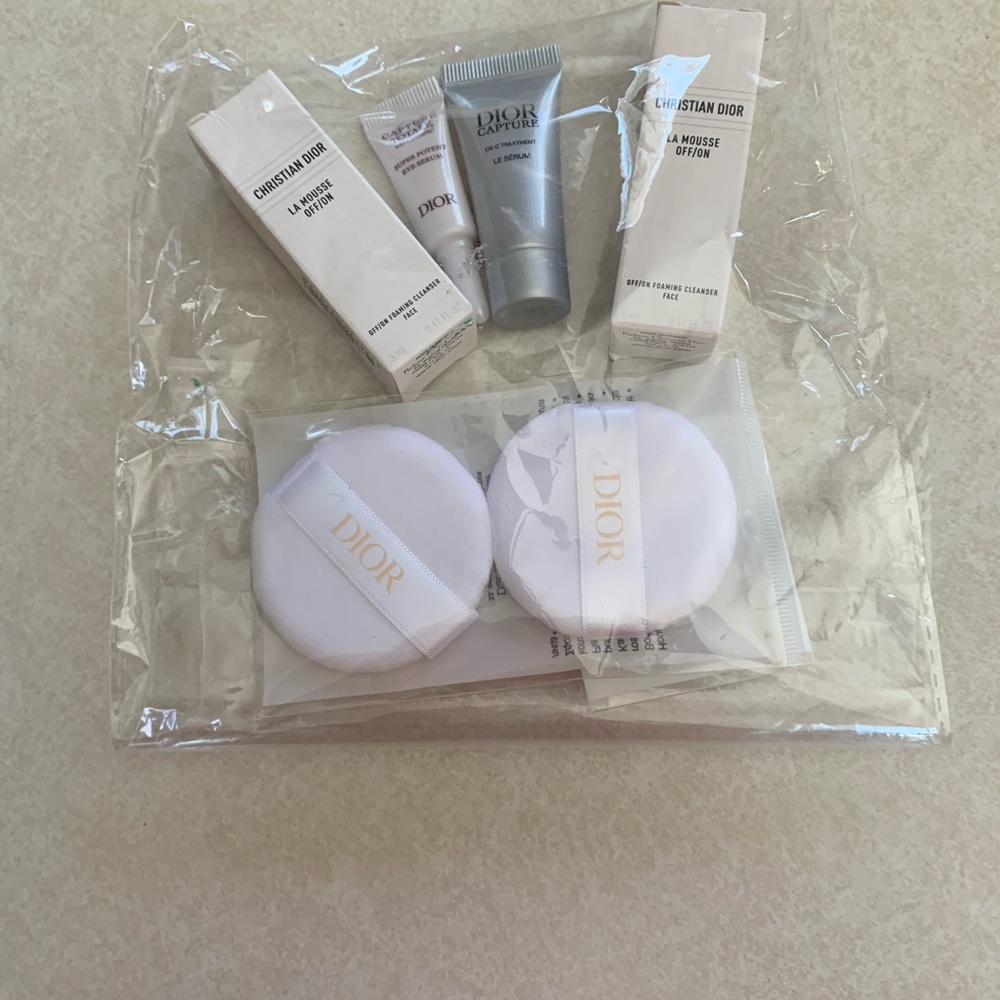 Dior Beauty Set - Picture 3 of 3